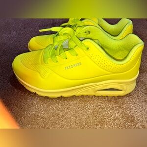 Skechers Street tennis shoes